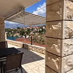 Karla * سبليتسكا